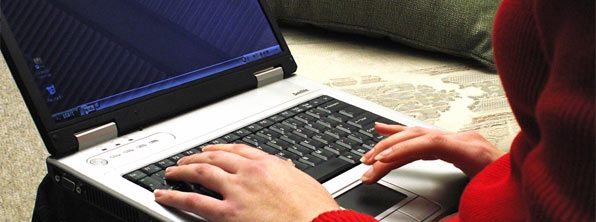 blogging-about-business-laptop